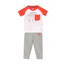 Костюм спортивный Nike Костюм спортивный Nike